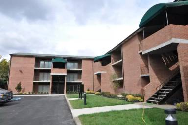 Main picture of 922 10th Ave