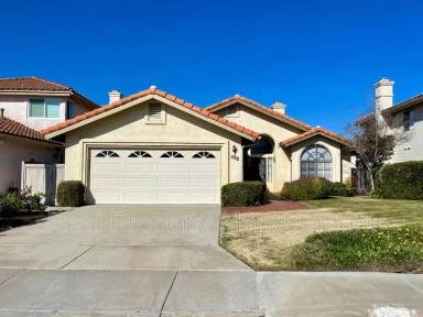 Main picture of 2012 Applewood Ln