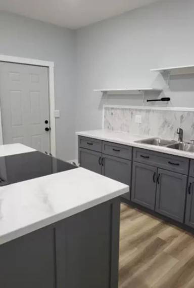 Main picture of 212 S 6th St