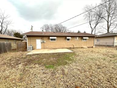 Main picture of 1606 S Oronogo St