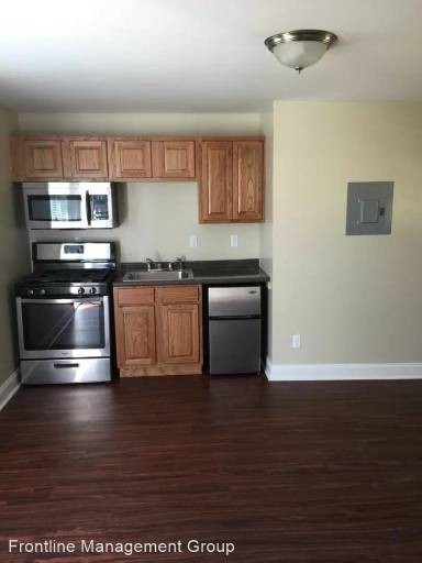 Main picture of 428 Stevenson St
