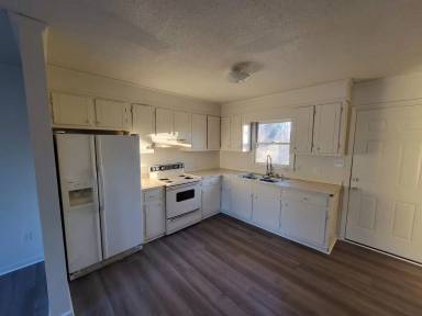 Main picture of 513 Manley St