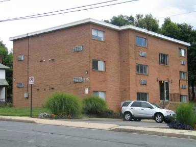 Main picture of 2117 N Cameron St