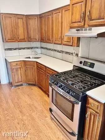 Main picture of 7526 62nd St