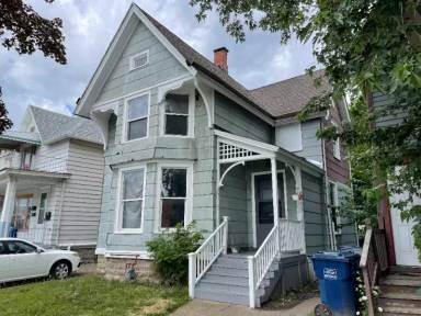 Main picture of 204 W Ferry St