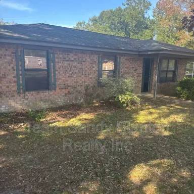 Main picture of 4251 Willow St