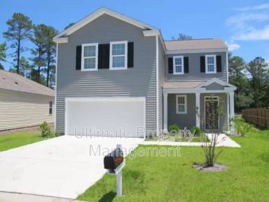 Main picture of 8164 E Highcroft Dr NE