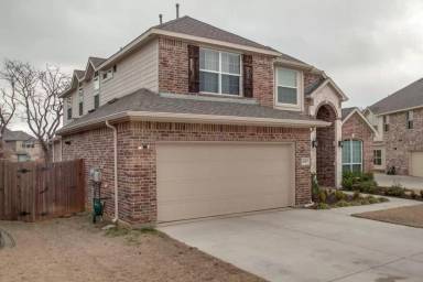 Main picture of 4117 Autumn Path Rd
