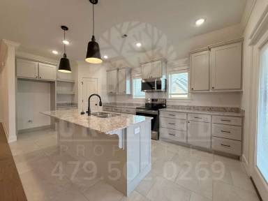 Main picture of 8 McDole Ln