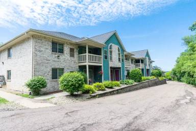 Main picture of 1822 Deerhaven Ln NE