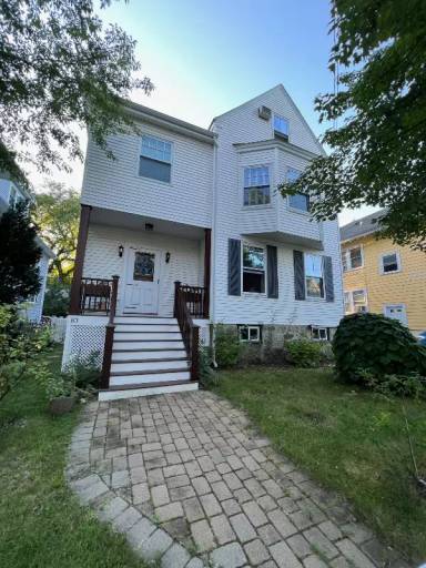 Main picture of 83 Stedman St