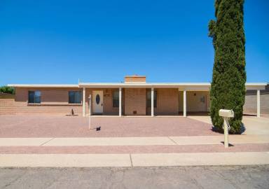 Main picture of 3246 S Winona Cir