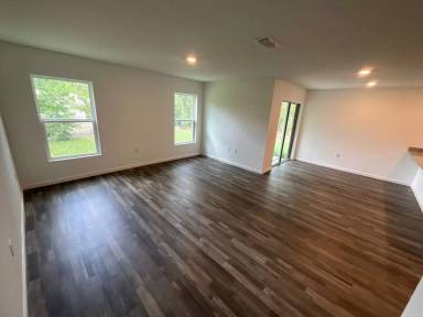 Main picture of 7145 N Henderson Way