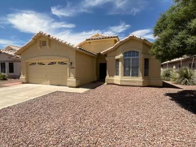 Main picture of 10055 E English Woods Rd