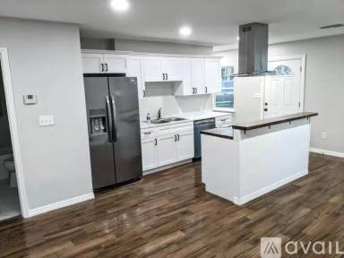 Main picture of 2506 Burns Ave