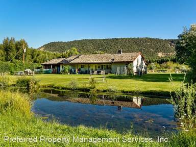 Main picture of 130 Flying Fish Rd