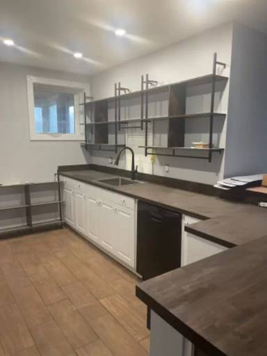 Main picture of 160 Partition St