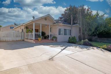 Main picture of 2908 Foss Ave