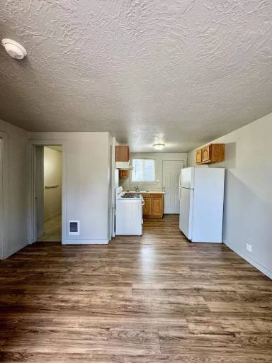 Main picture of 4740 NE 99th Ave