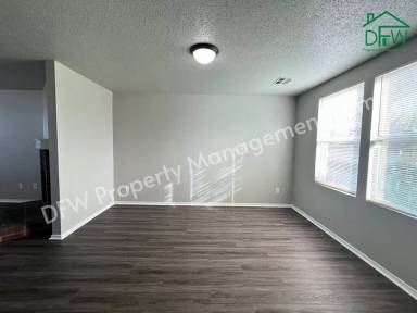 Main picture of 5609 Camarillo Dr