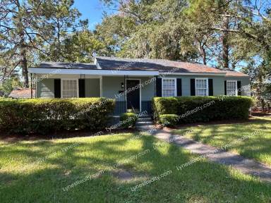 Main picture of 9 Blue Ridge Ave