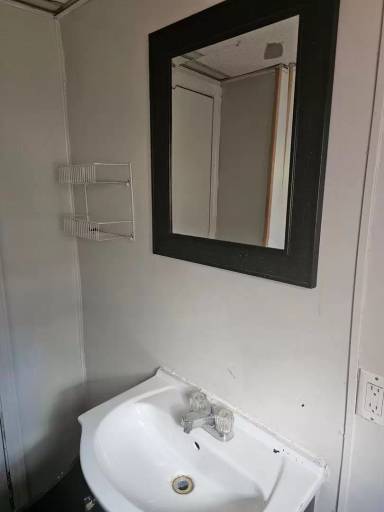 Main picture of 2760 Royal St