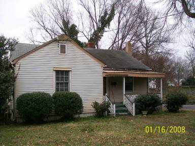 Main picture of 705 W 25th St