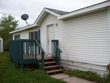 Main picture of 406 1/2 Solberg Dr