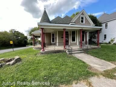 Main picture of 225 N 10th St
