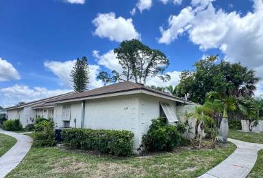 Main picture of 5368 Royal Palm Ave