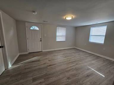 Main picture of 5307 Clover Ave