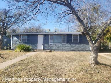 Main picture of 803 Evergreen Dr