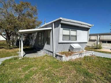 Main picture of 333 Lantern Ln
