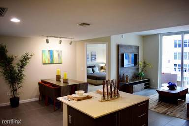 Main picture of 512 SE 5th Ave