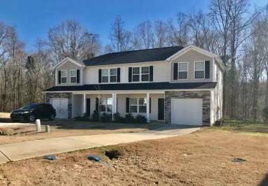 Main picture of 243-249 Village Creek Way