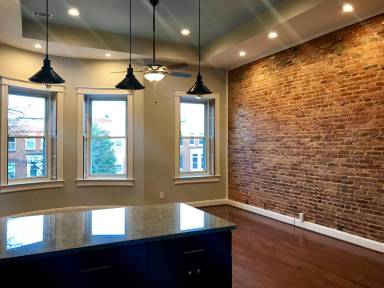 Main picture of 3016 Saint Paul St