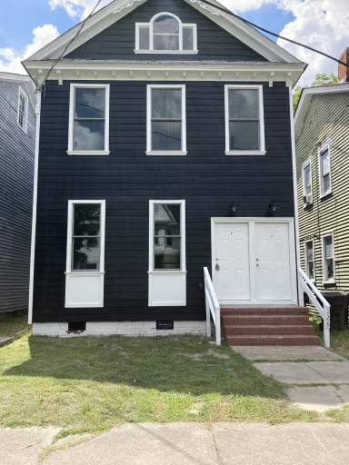 Main picture of 126 Linden Ave
