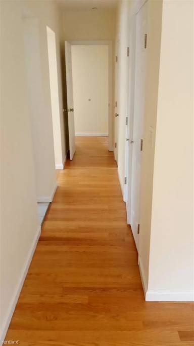 Main picture of 12 Bushnell Pl