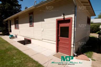 Main picture of 804 W Myrtle St