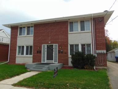 Main picture of 231 East Calumet Street