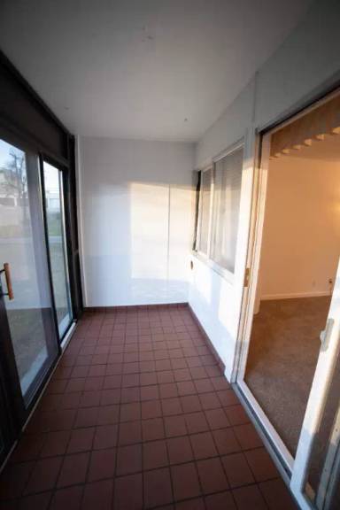 Main picture of 925 1st Ave N