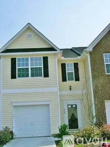 Main picture of 961 Shining Wire Way