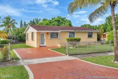 Main picture of 11860 SW 180th St