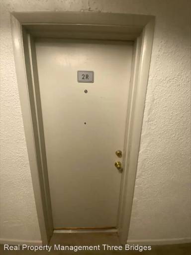 Main picture of 9982 S Broadway