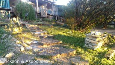 Main picture of 400 Eagles Nest Dr