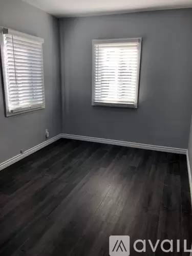Main picture of 10946 Evans St