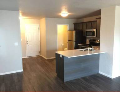 Main picture of 110 W Hills Ln