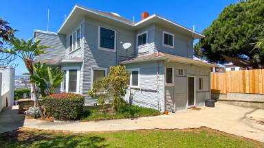 Main picture of 2131 Albatross St