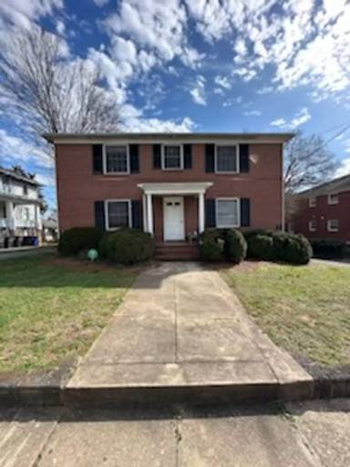 Main picture of 1194 W 4th St