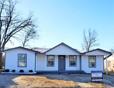 Main picture of 602 Carver St